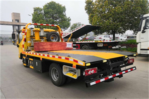 兴安盟道路救援拖车报价